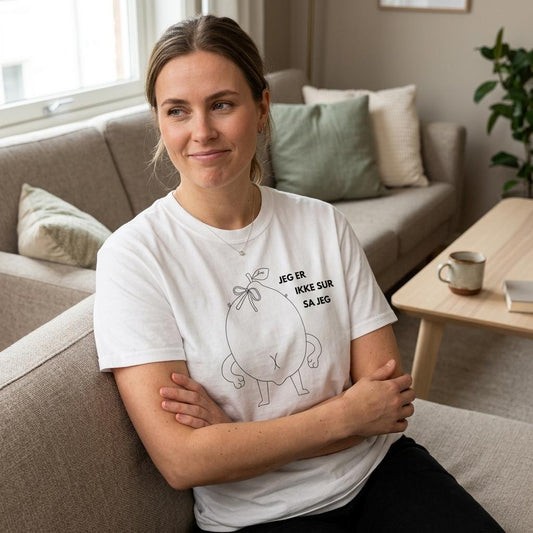 Jeg er ikke sur sa jeg. Morsom t-skjorte og gave til venninne eller kjæreste som aldr blir sur. 